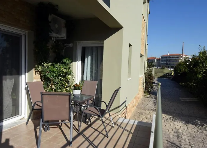 Gaia Cottage With Garden