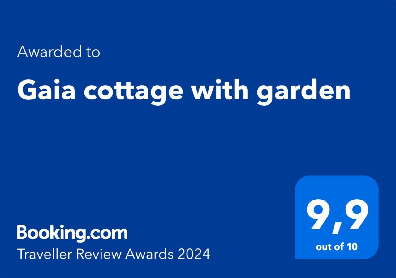 Gaia With Garden Holiday home